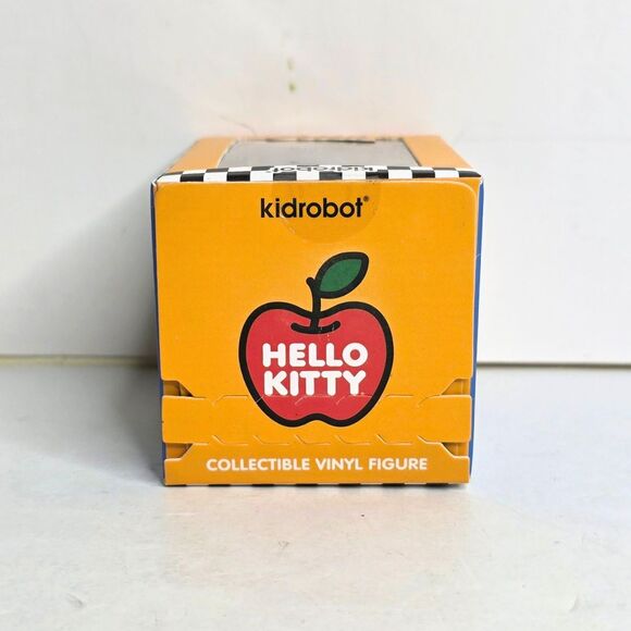 NYCC 2025 Exclusive KidRobot Helo Kitty Mini 3" Vinyl Figure LE500 - IN HAND - Picture 6 of 7